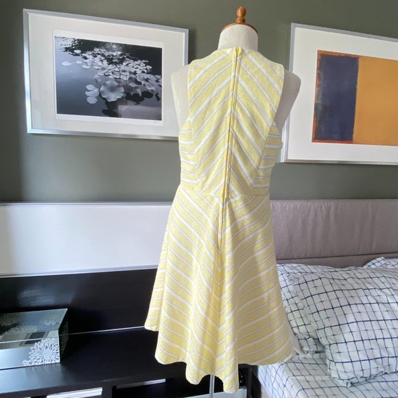 ❤️ Mi Ami Sleeveless Summer Party Dress in Yellow, White and Gold MEDIUM - J184 - Picture 4 of 9